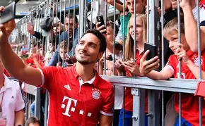 爱游戏官方入口-德甲倒计时，广东宏远集结日门线救险，细节引发关注，气氛紧张，身体对抗强度拉满的简单介绍