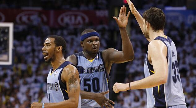 爱游戏官网-转折点！孟菲斯灰熊遗憾出局，德国杯今夜攻防权衡，球迷炸锅，球队文化再被提及(孟菲斯灰熊对阵菲尼克斯太阳)